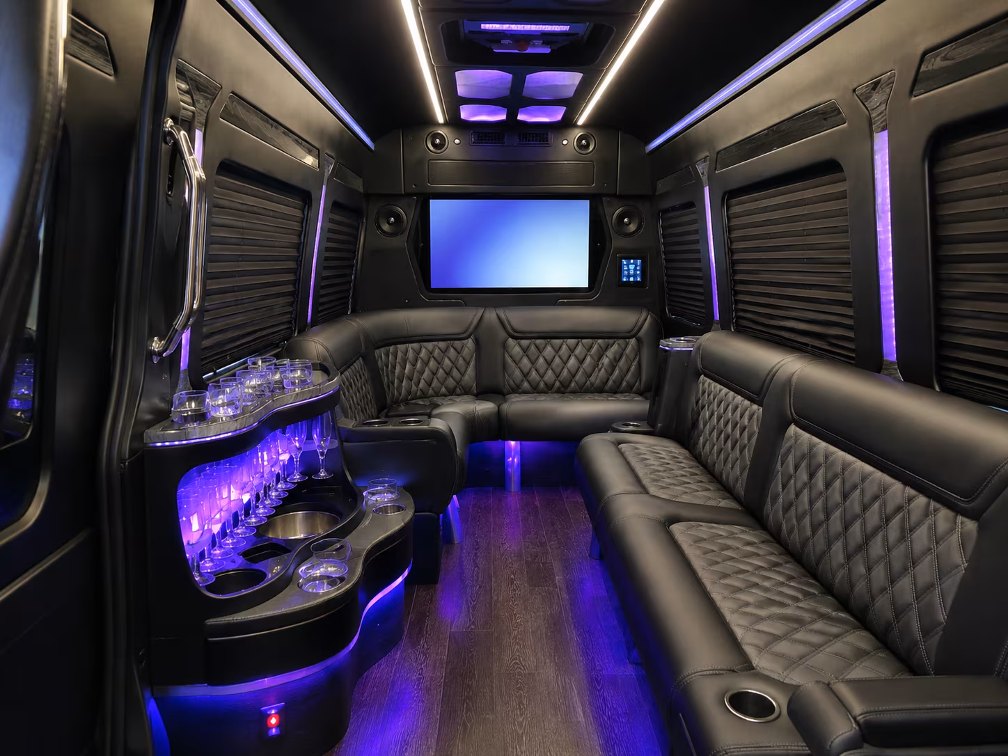 bus rentals for corporate team building events and off site meetings