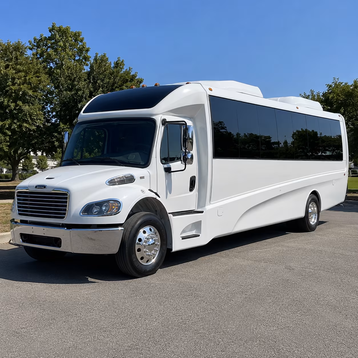 concord 28 passenger minibus