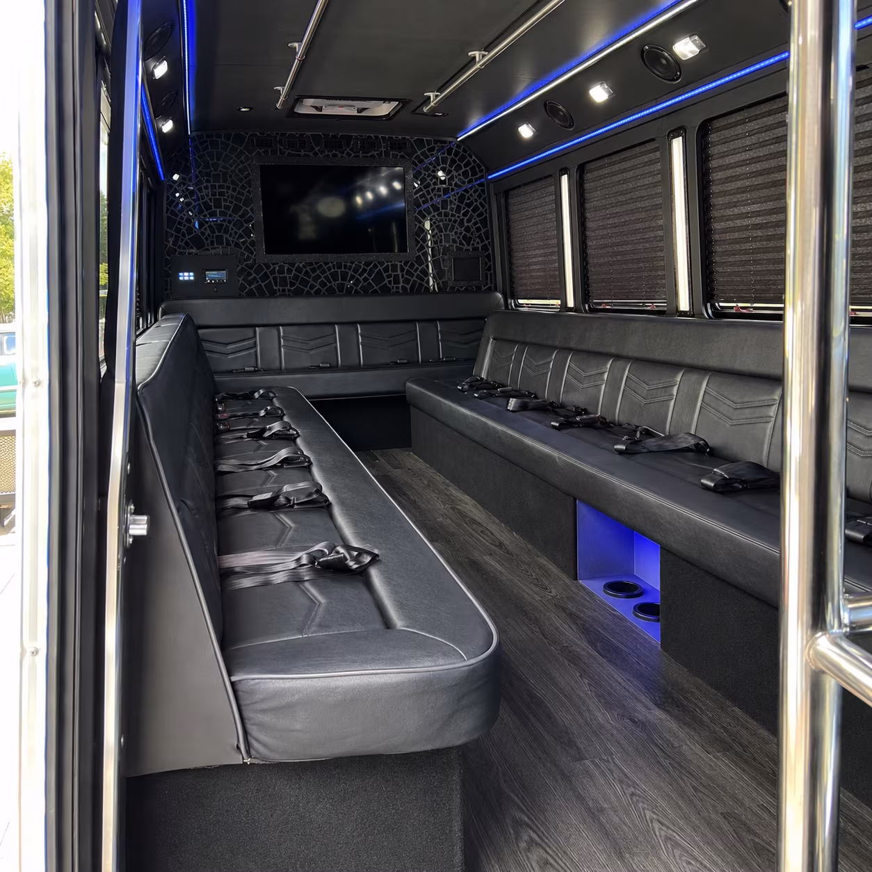 holiday party bus rental