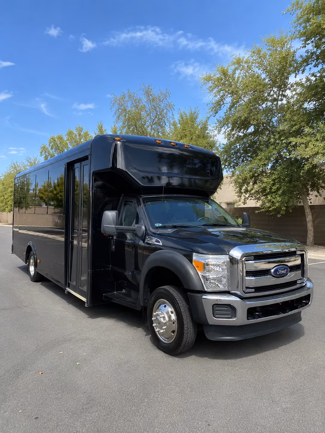 quincea n era sweet 16 party bus rental